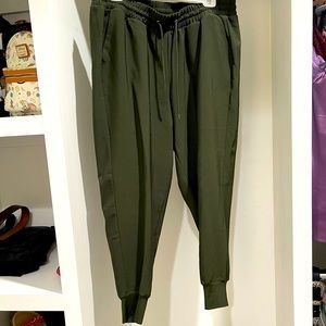 Torrid size 0: army green Joggers